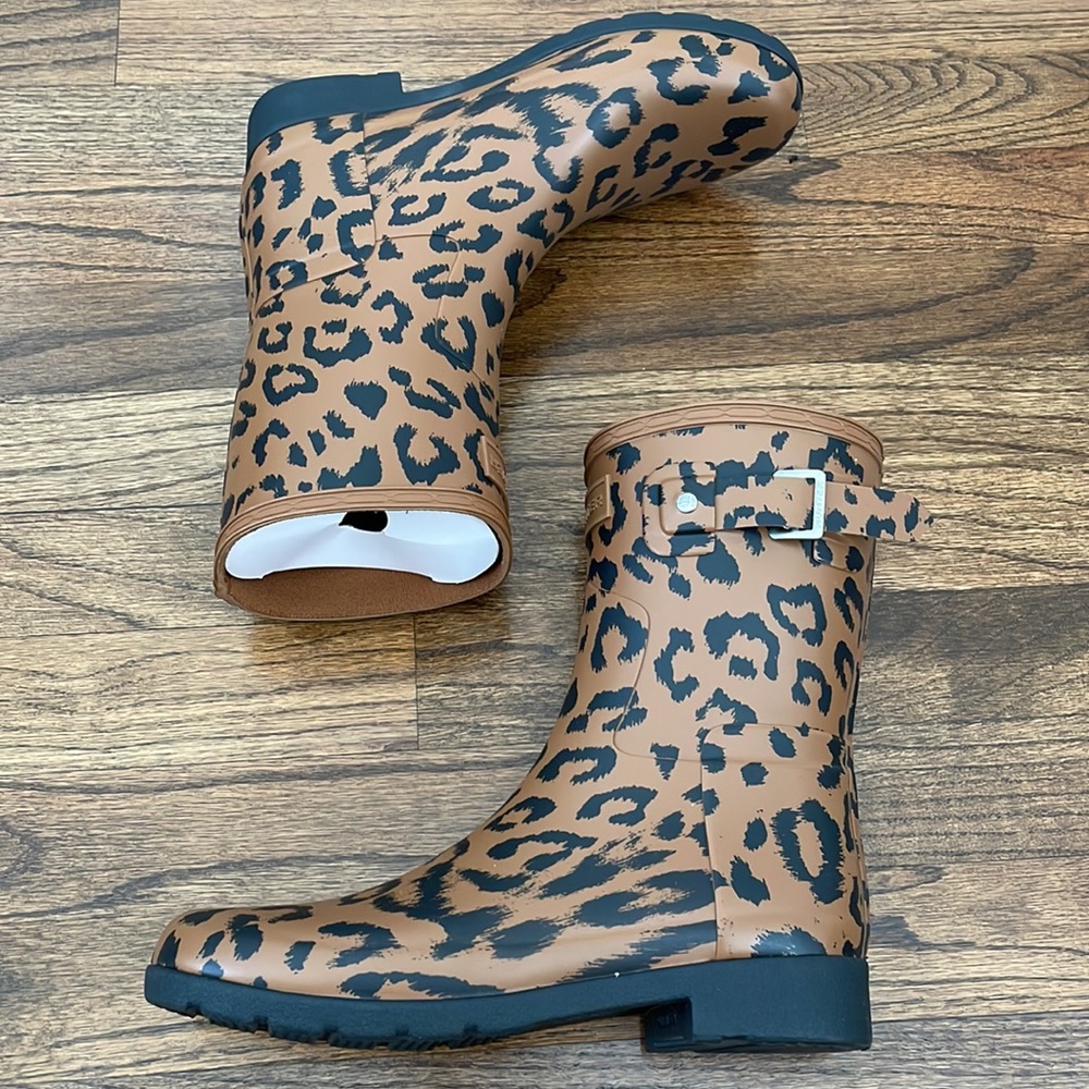 Hunter Original Refined Short Hybrid Leopard Print Boots - Picture 4 of 9